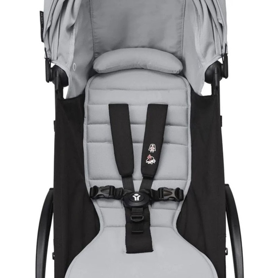 Коляска 2 в 1 Stokke YoYo³ Newborn pack Stone чёрная рама - 8